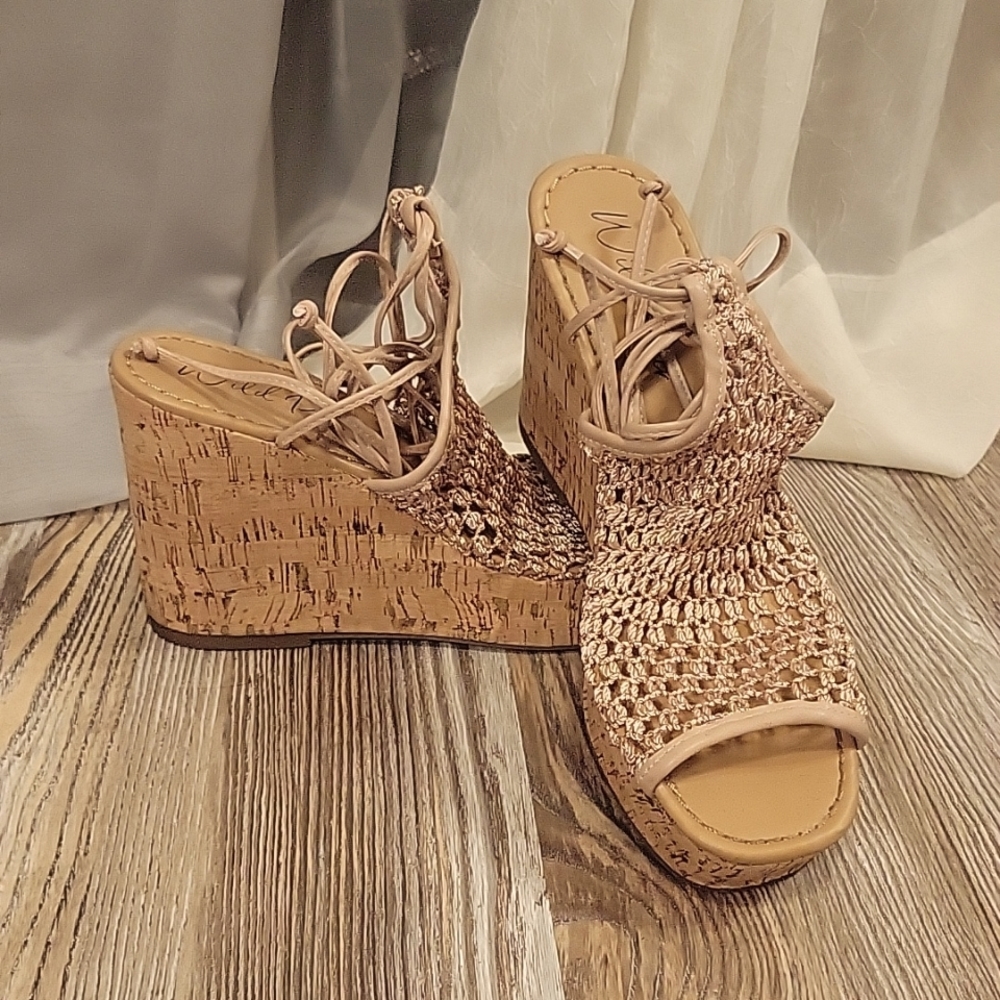 Light pink, crotchet lace up wedges.